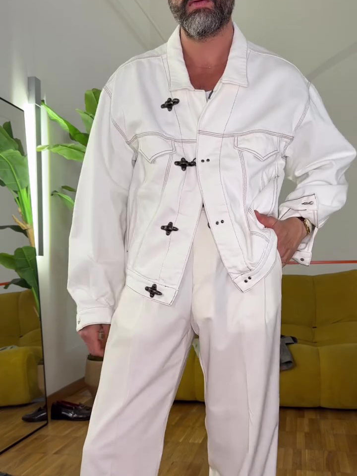 White Buttoned Long-sleeved Denim Jacket