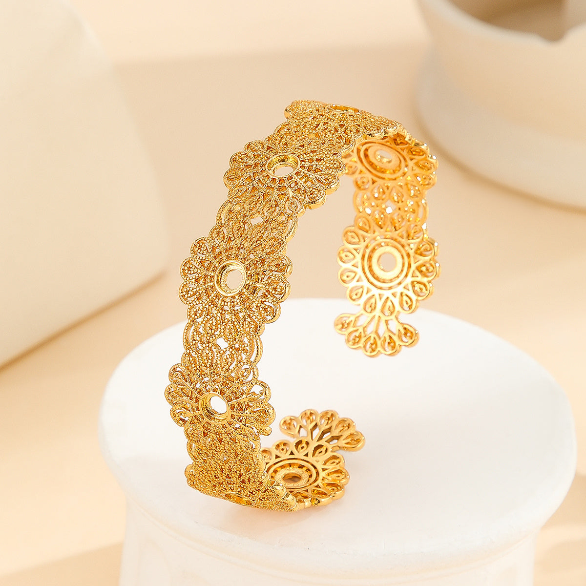 1pcs Luxury Style Gold Bracelet